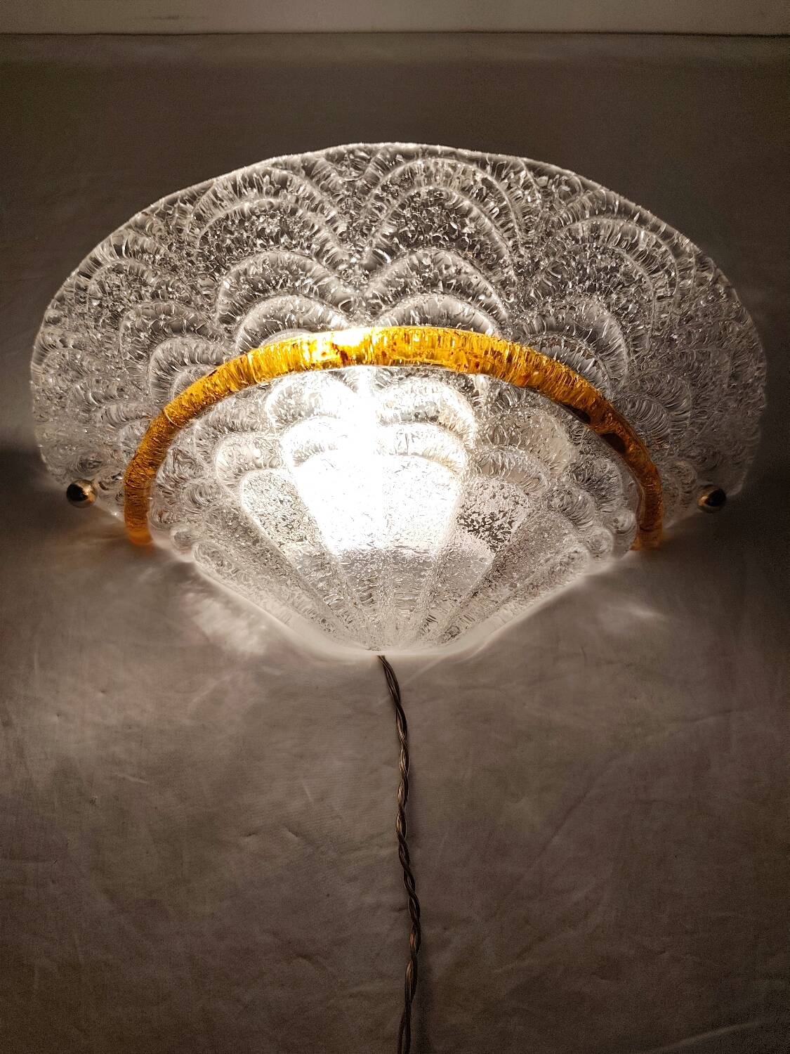 Aplique de pared de cristal de Murano. Italia, 1990.