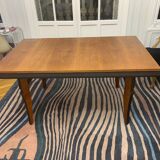 Dining room table