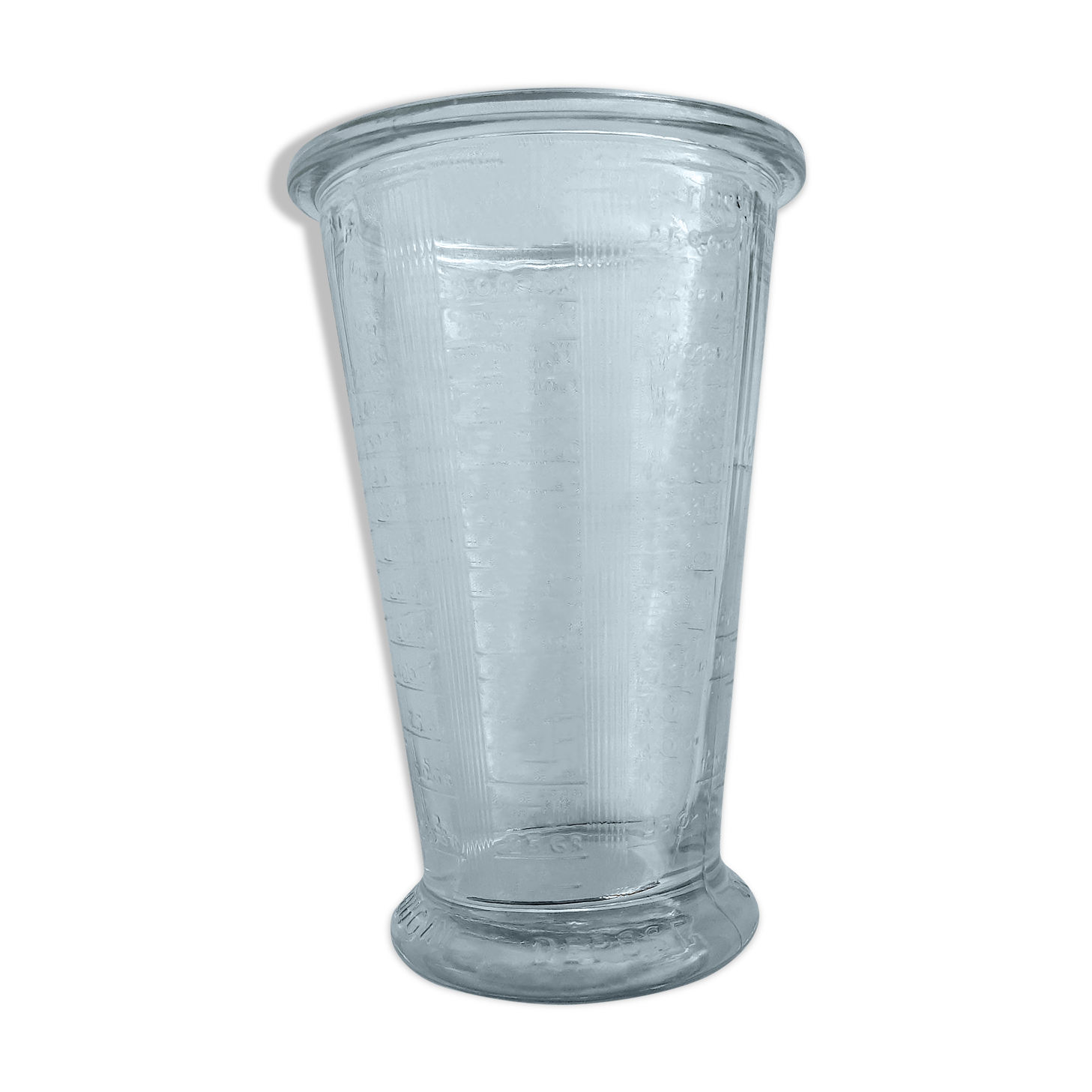 Graduated glass for weighing in the kitchen