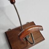 Double hook in metal and wood