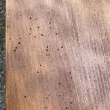 Table minimaliste carrée