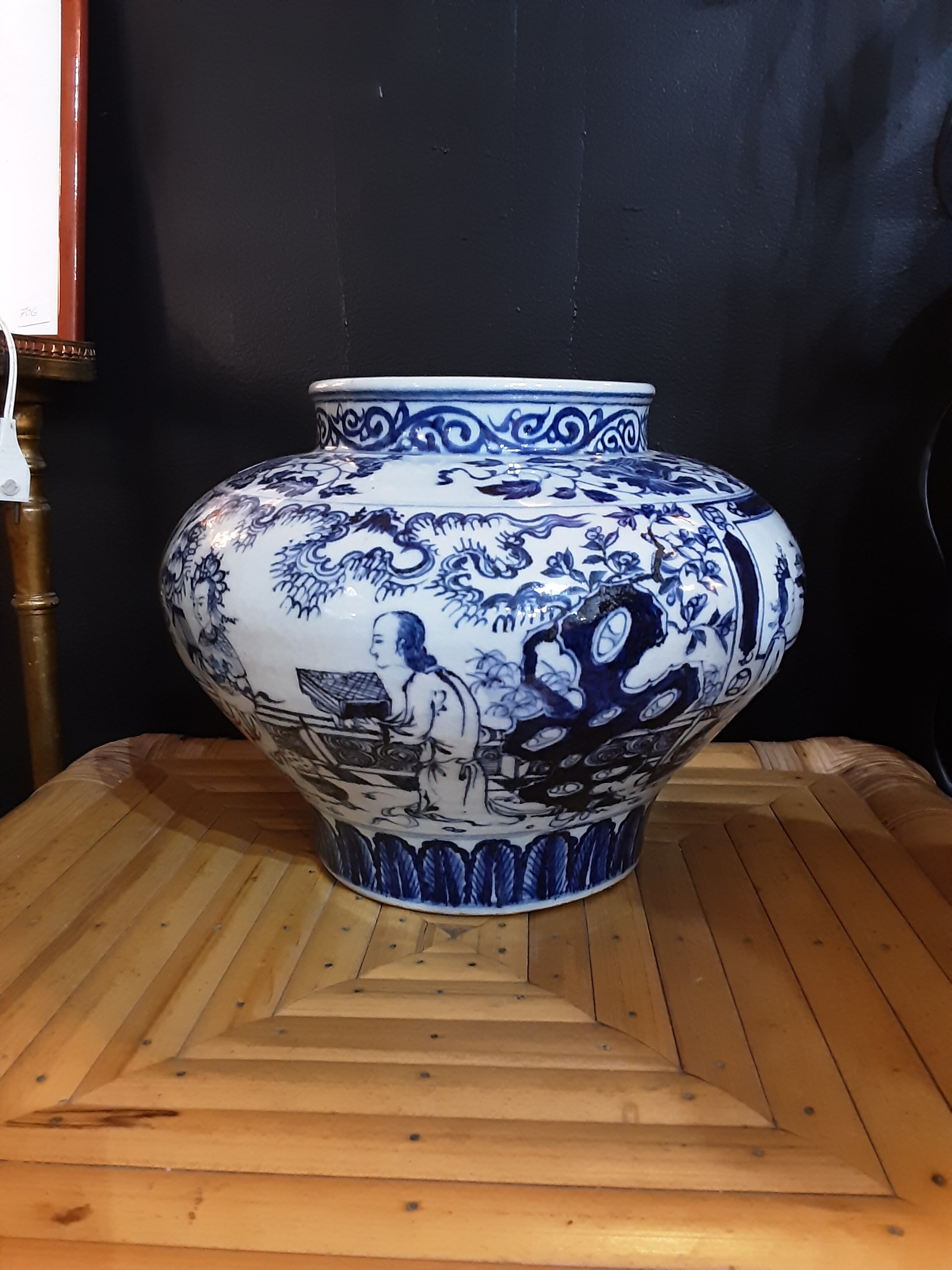 Large Chinese vase