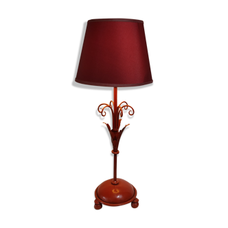 Red wrought iron lamp