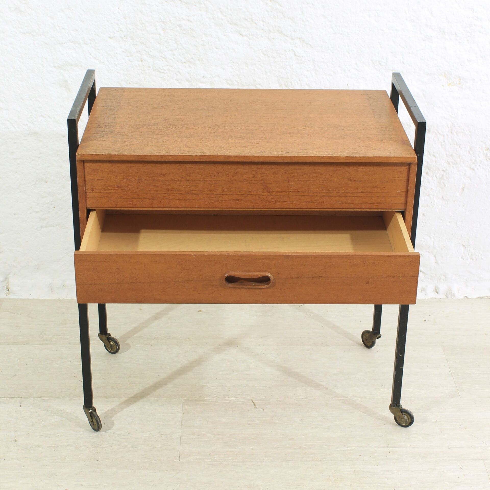 60s sewing trolley / table