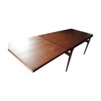 Vintage dining room table