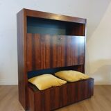 Bar cabinet