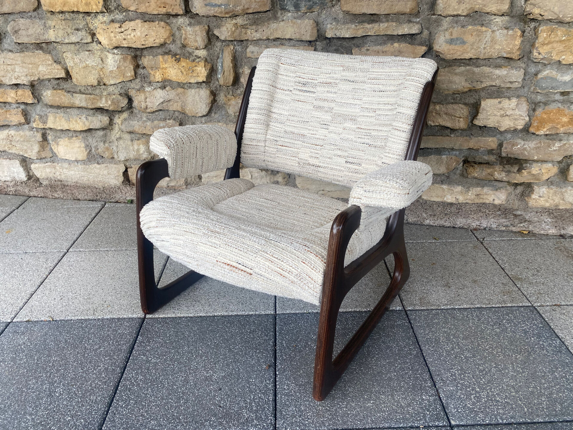 Baumann Lounge Sled Chair