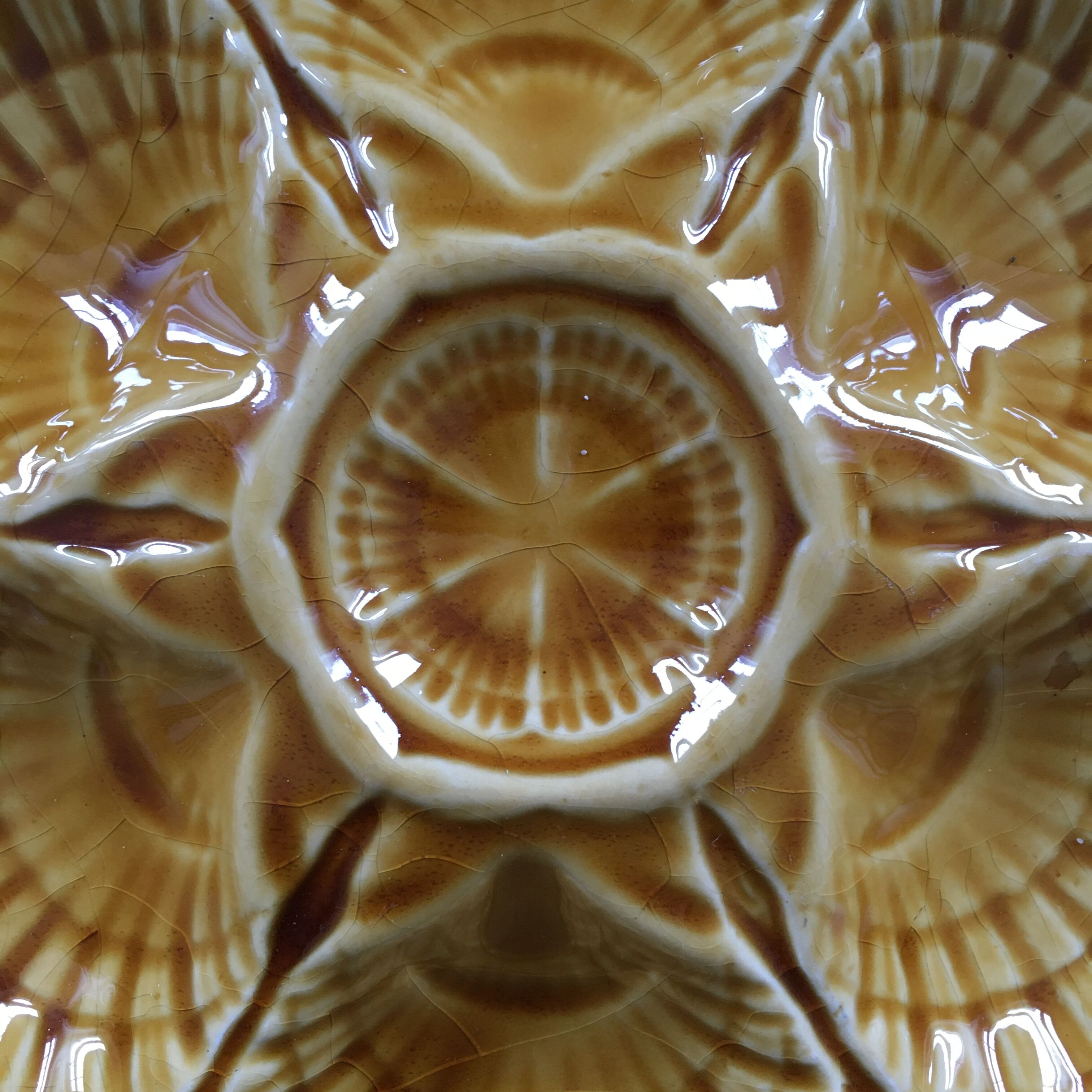 Amber oyster plate Sarreguemines