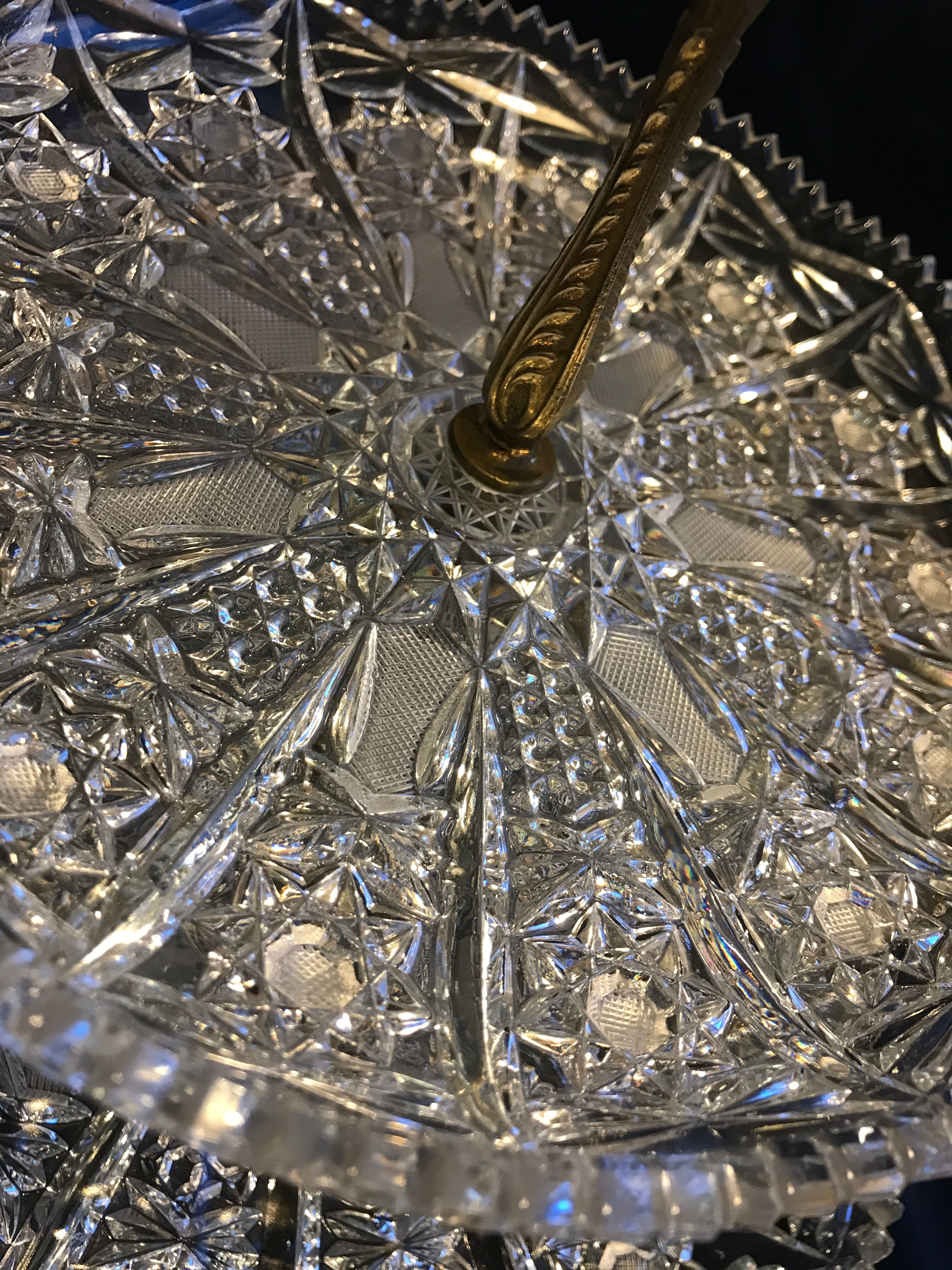 Crystal and bronze cake display