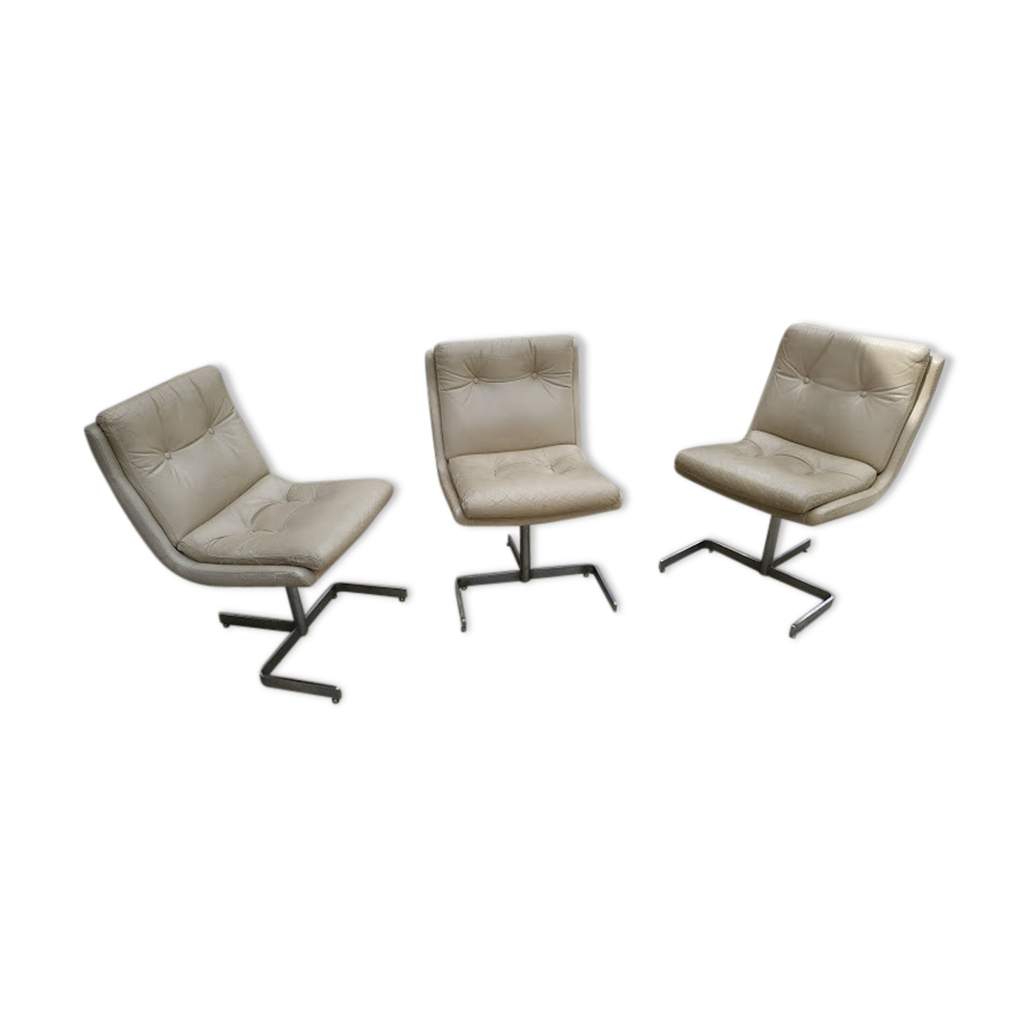 3 armchairs Raphael Raffel