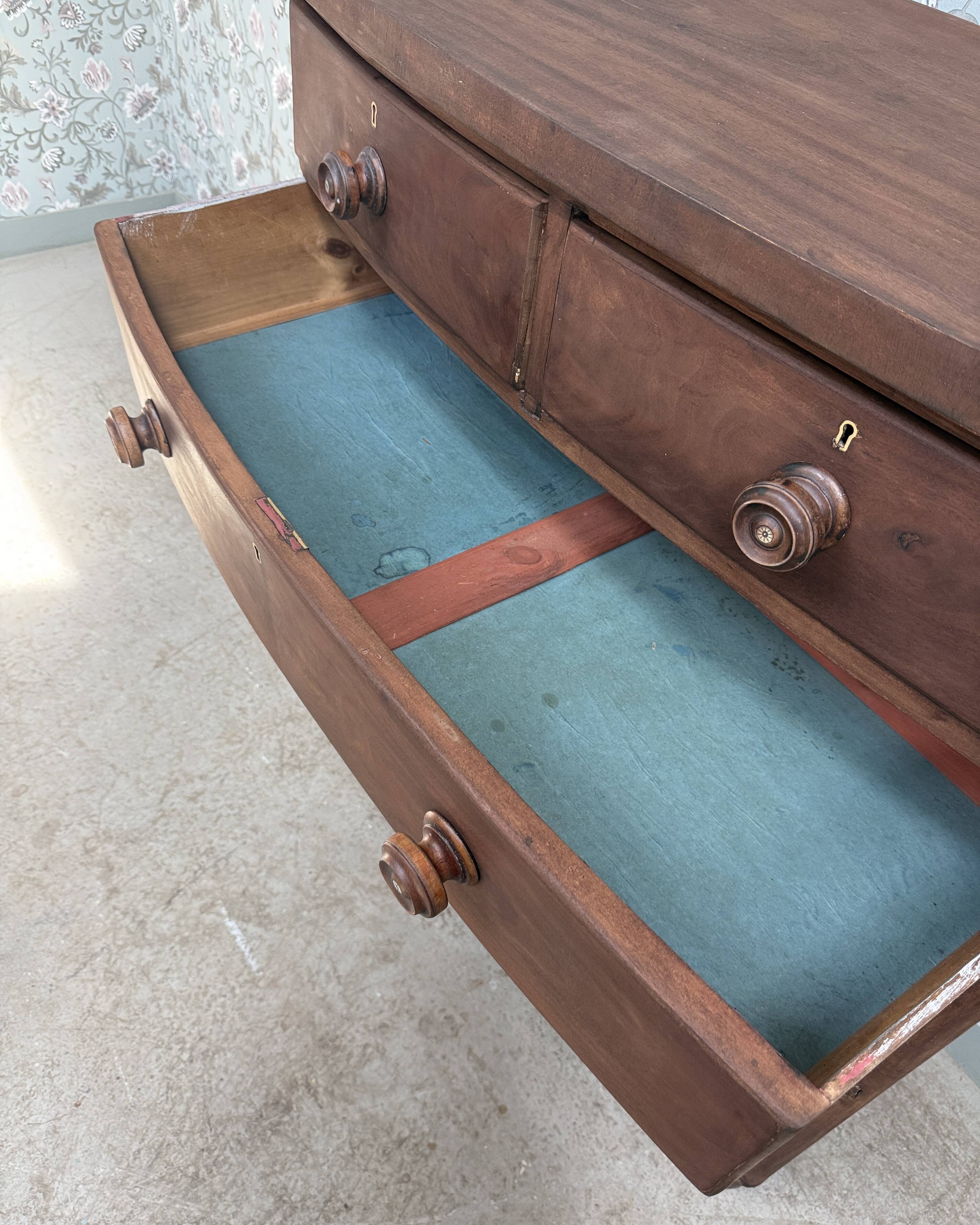 Large antique English chest of drawers (renovated)