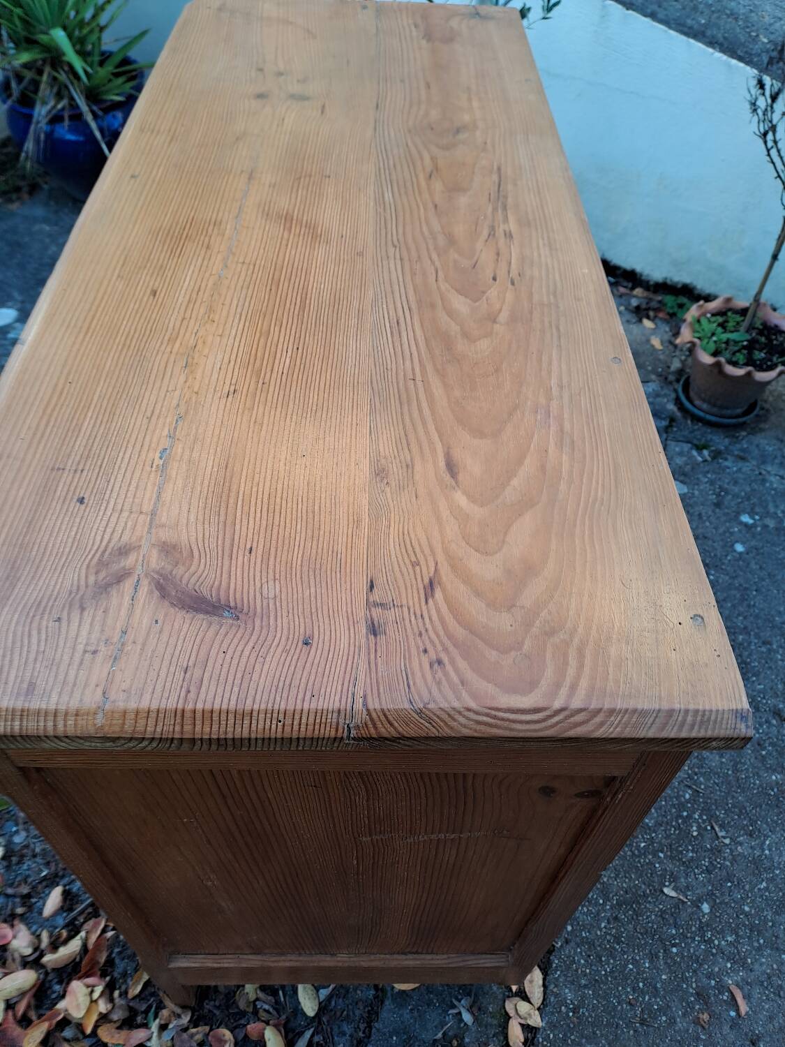 Parisian buffet from the 1930s