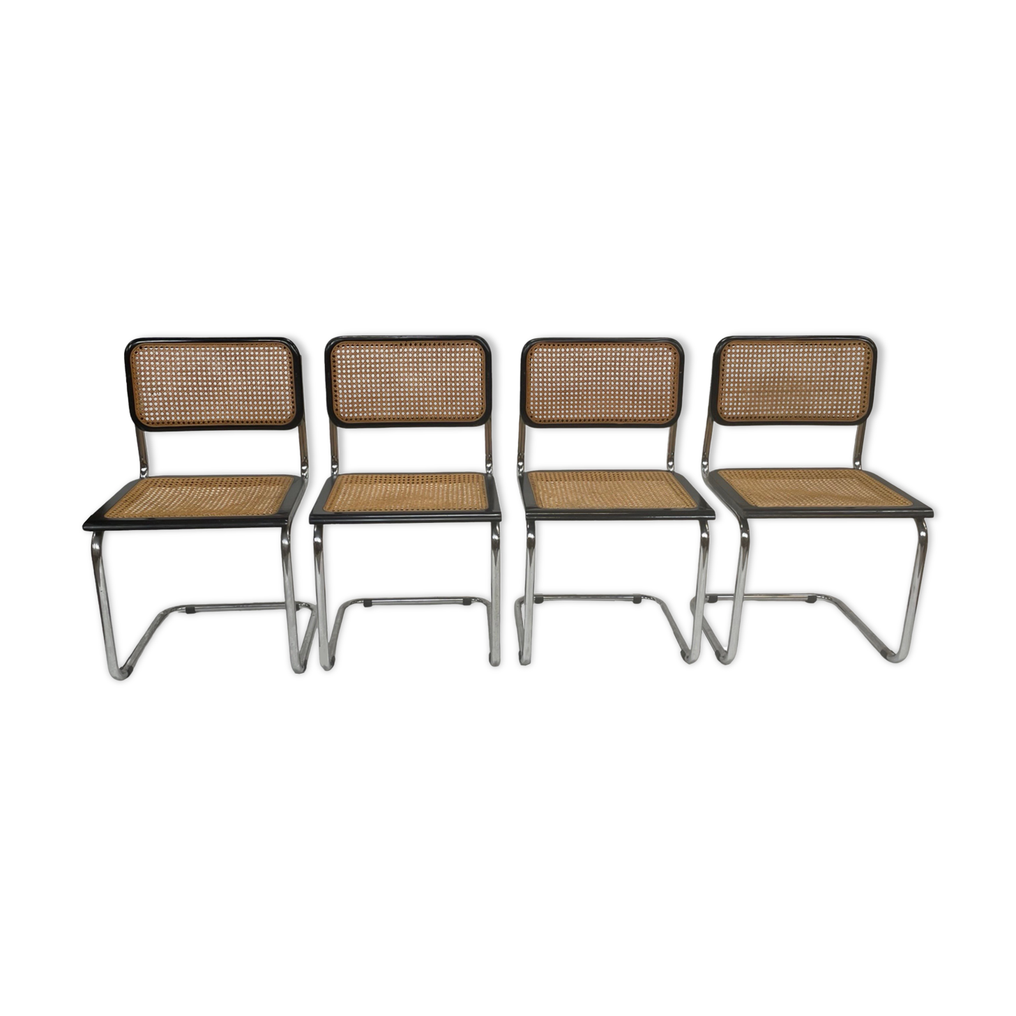 Set of 4 vintage chairs model Cesca B32 in black and chrome
