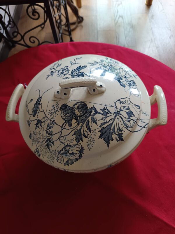 soupière ancienne Terre de Feu 1920/1930 décor oiseaux et insectes