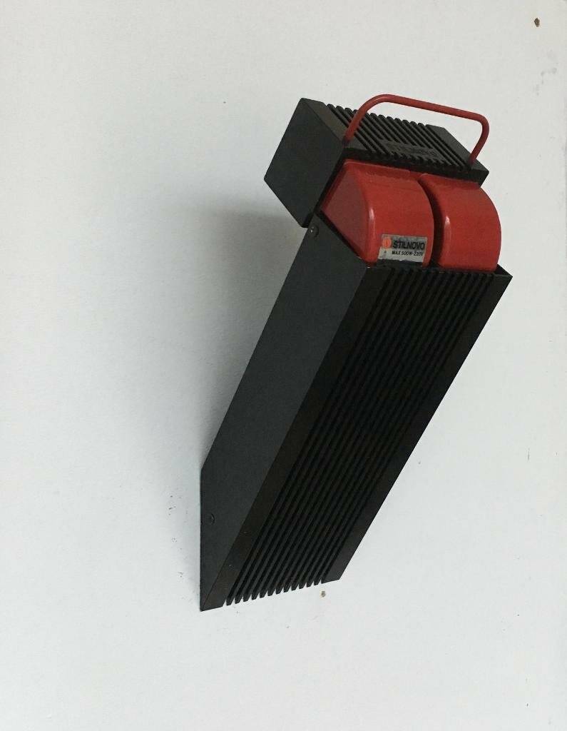 Vintage Italian wall lamp model Zagar by Silvio Carpani for Stilnovo, 1970s.