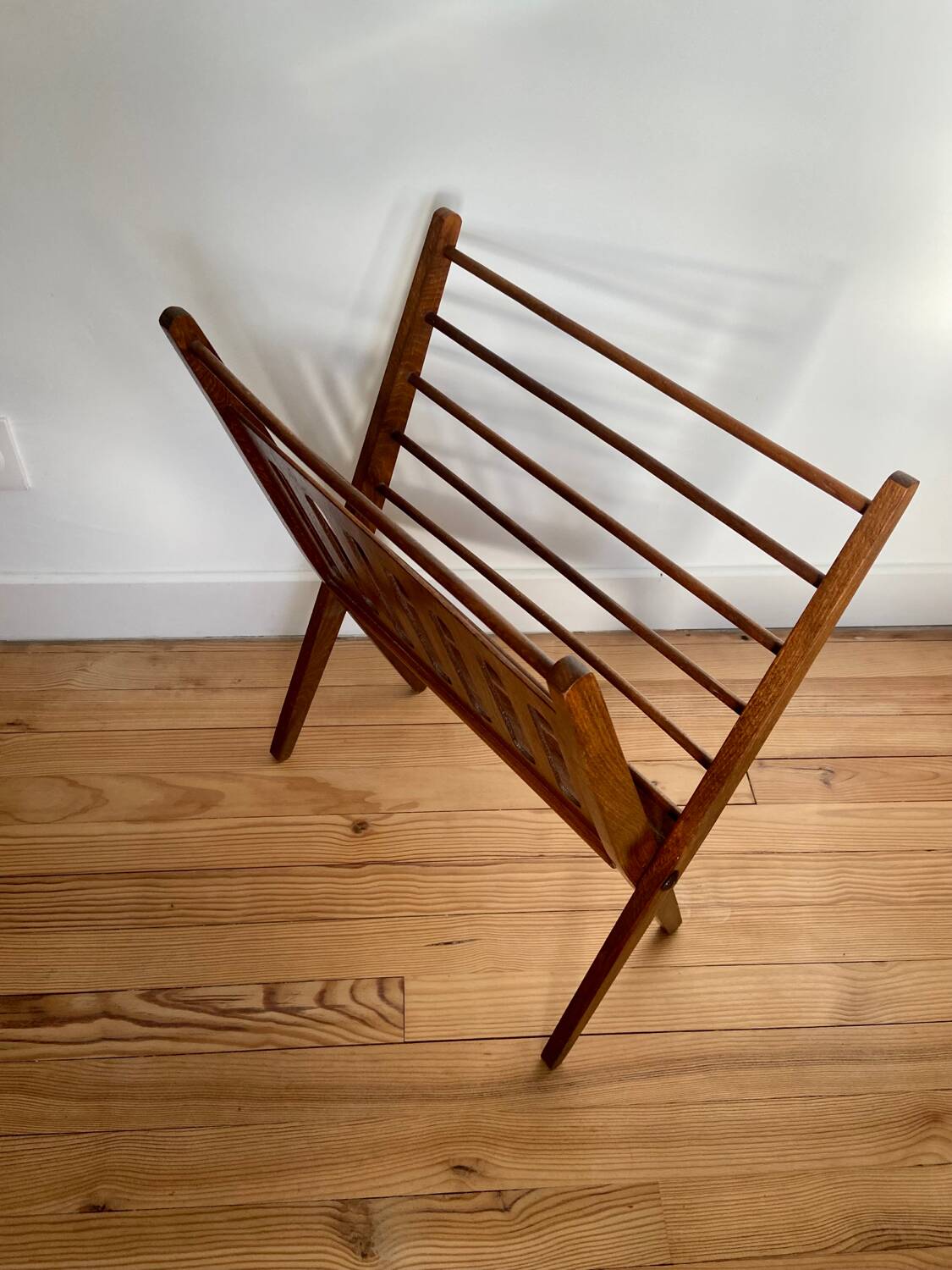 Scandinavian magazine rack