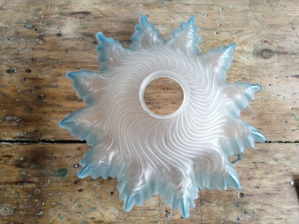Corolla lampshade in two-coloured glass paste, white and blue, art nouveau style