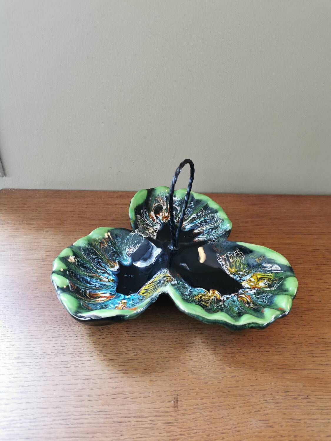 Vallauris vintage compartment dish