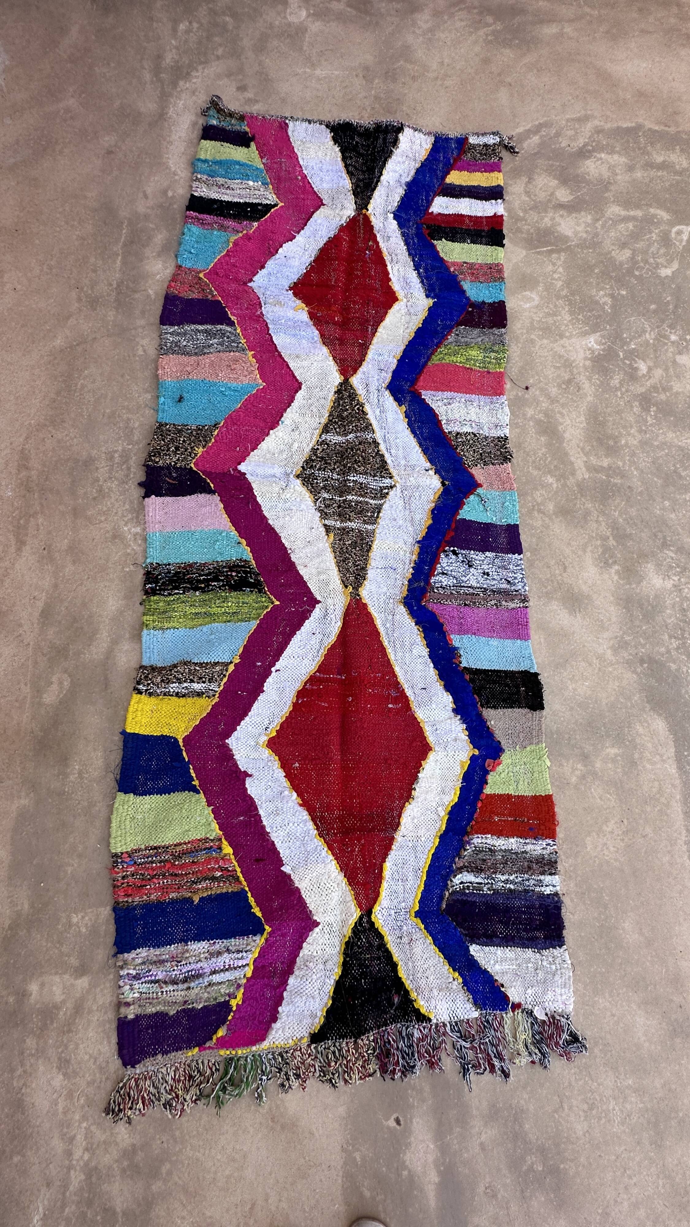 Colorful Moroccan rug - 140 x 269 cm