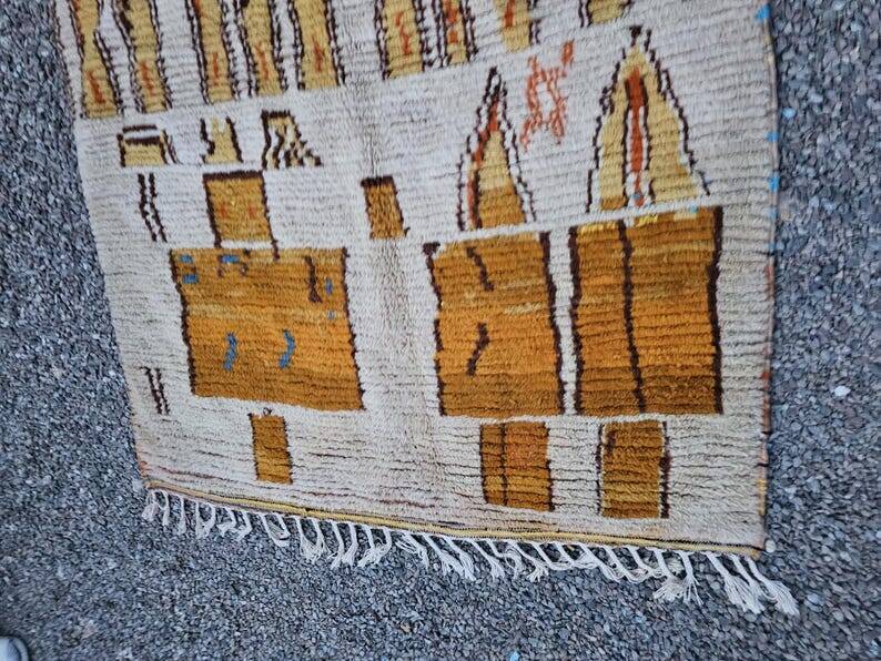 Ivory Moroccan rug, 150/250cm