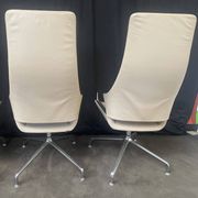 Wilkhan chair graph 302/5