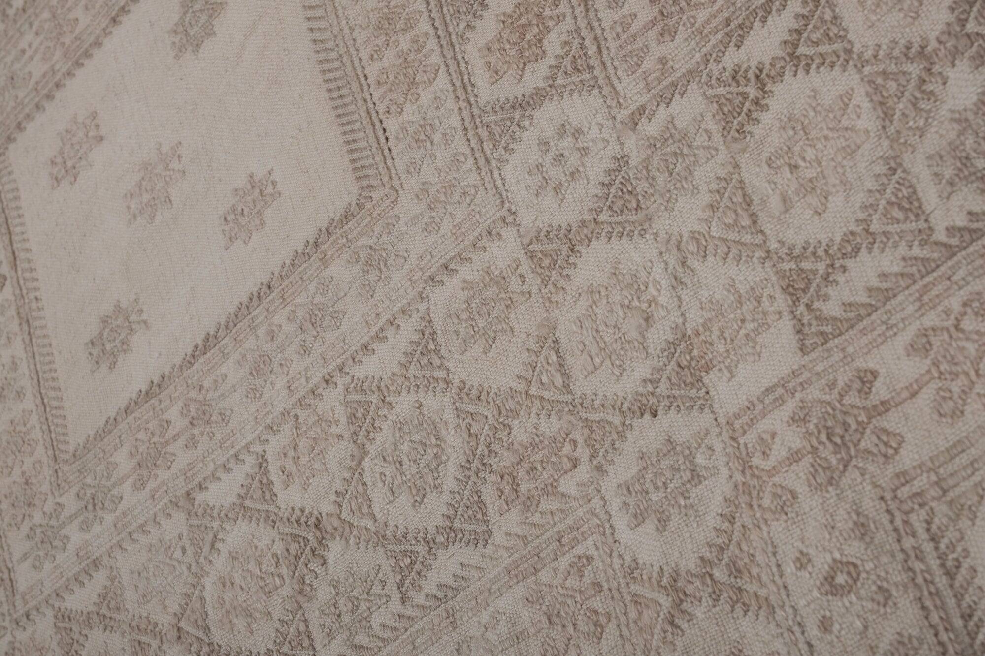 Vintage hand-embroidered tribal tapestry 150x214 cm