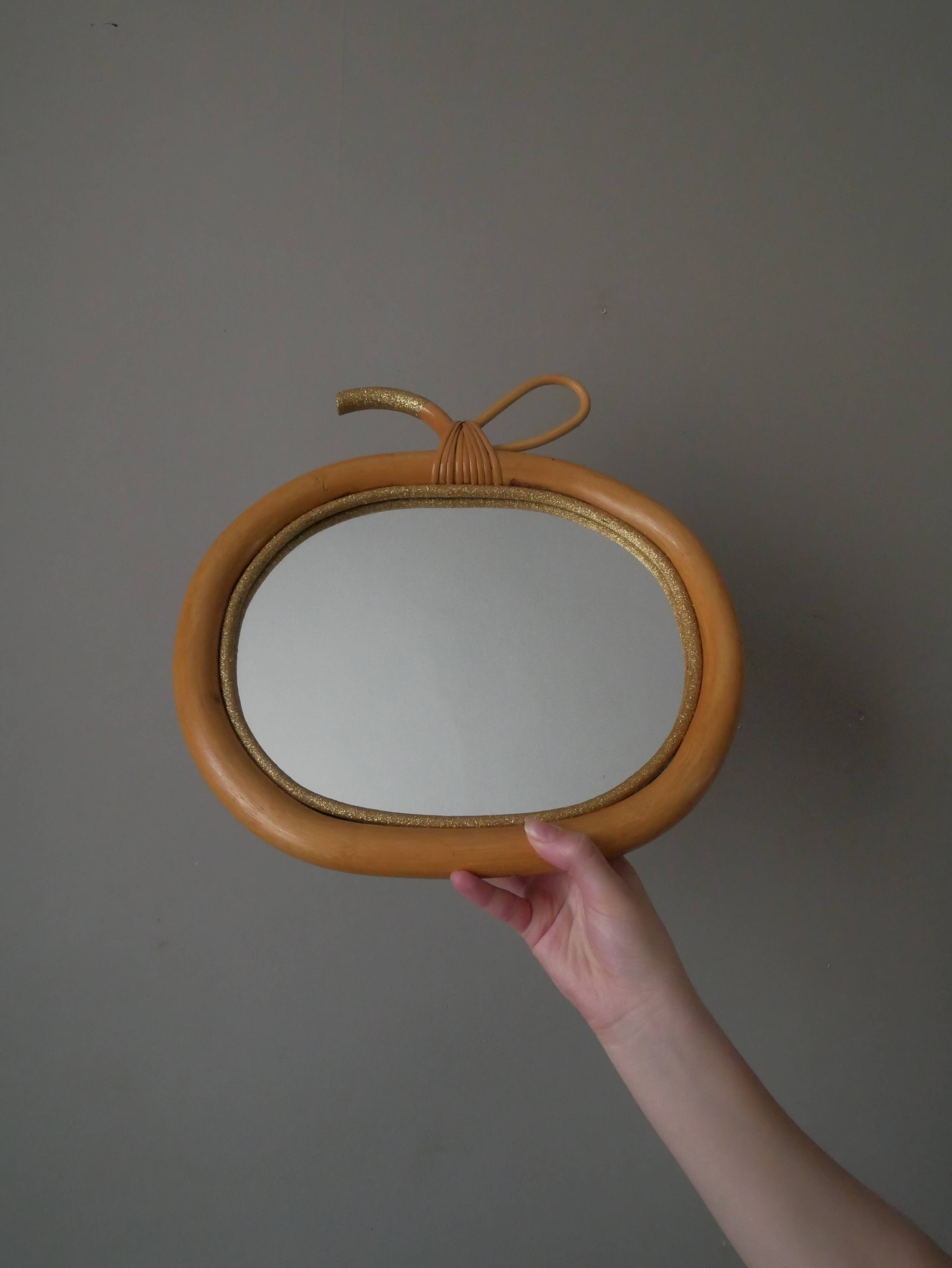 Apple mirror in rattan bamboo wicker vintage decorative object for children golden glitter