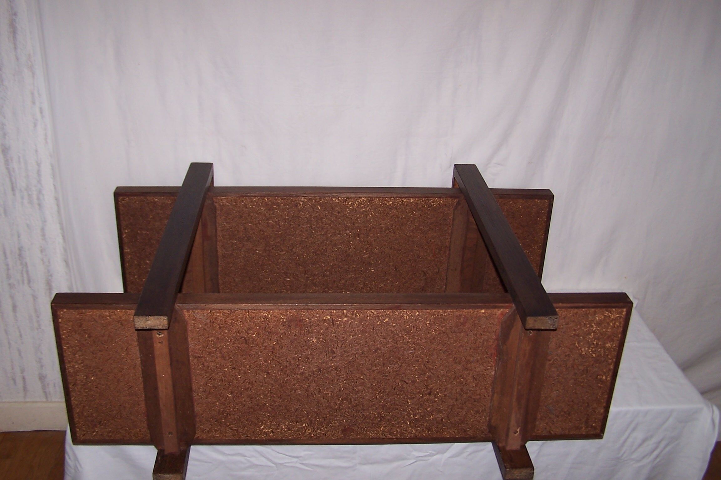 Standing shelf reconstruction of the 50s