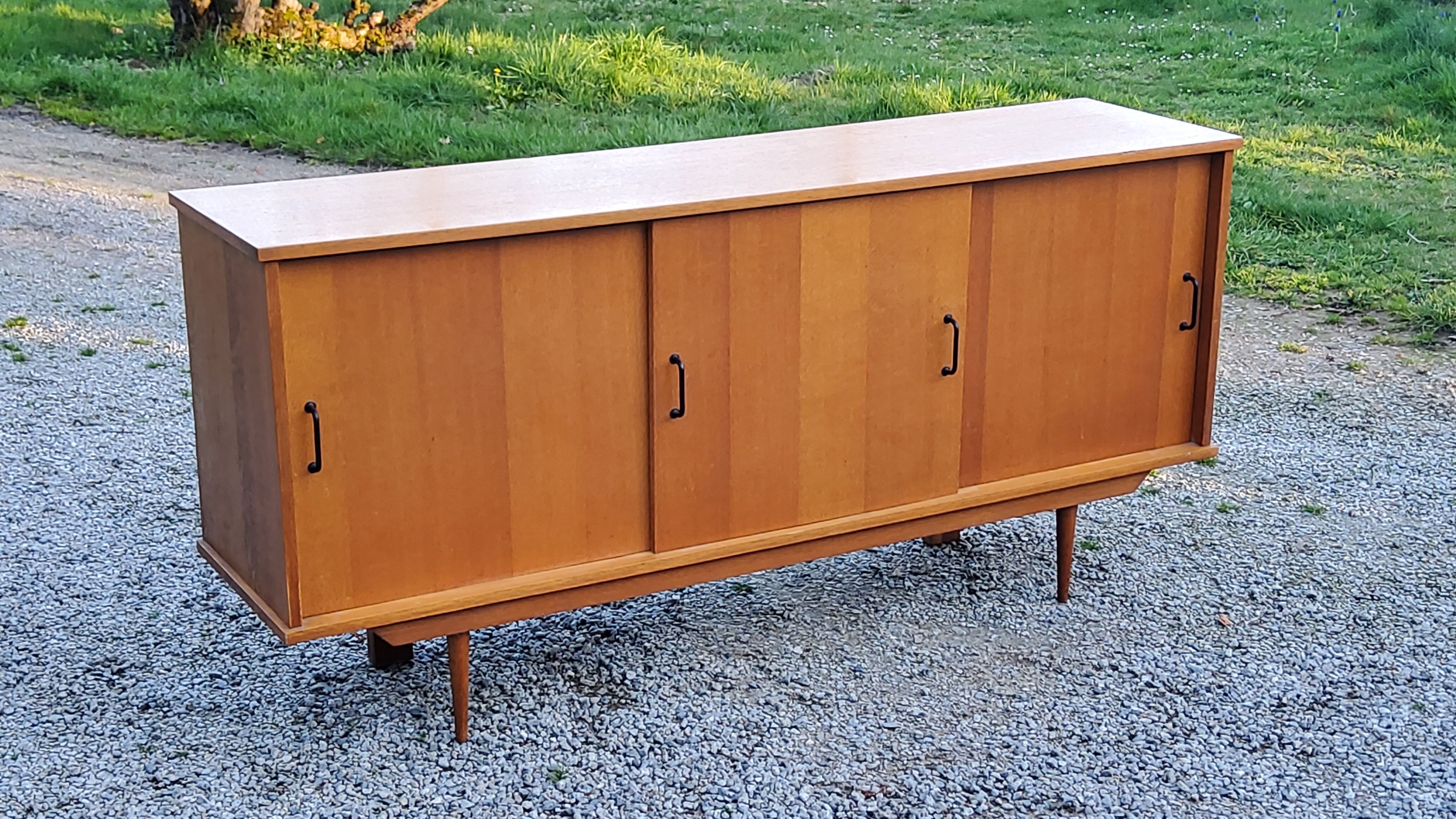 Vintage gold blond oak row 3 sliding doors