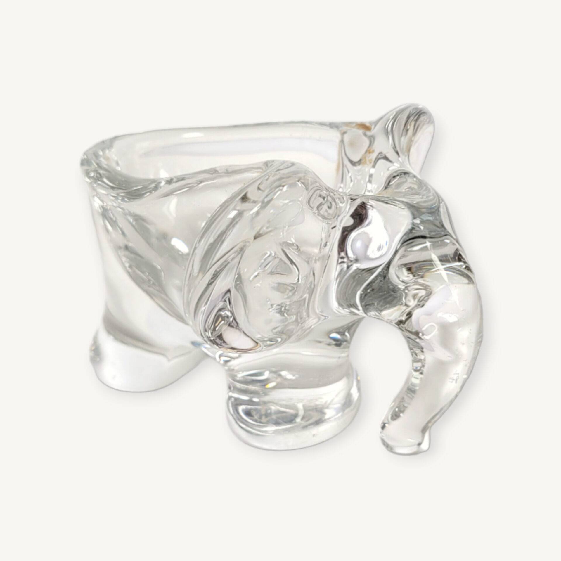 Vannes crystal elephant ashtray