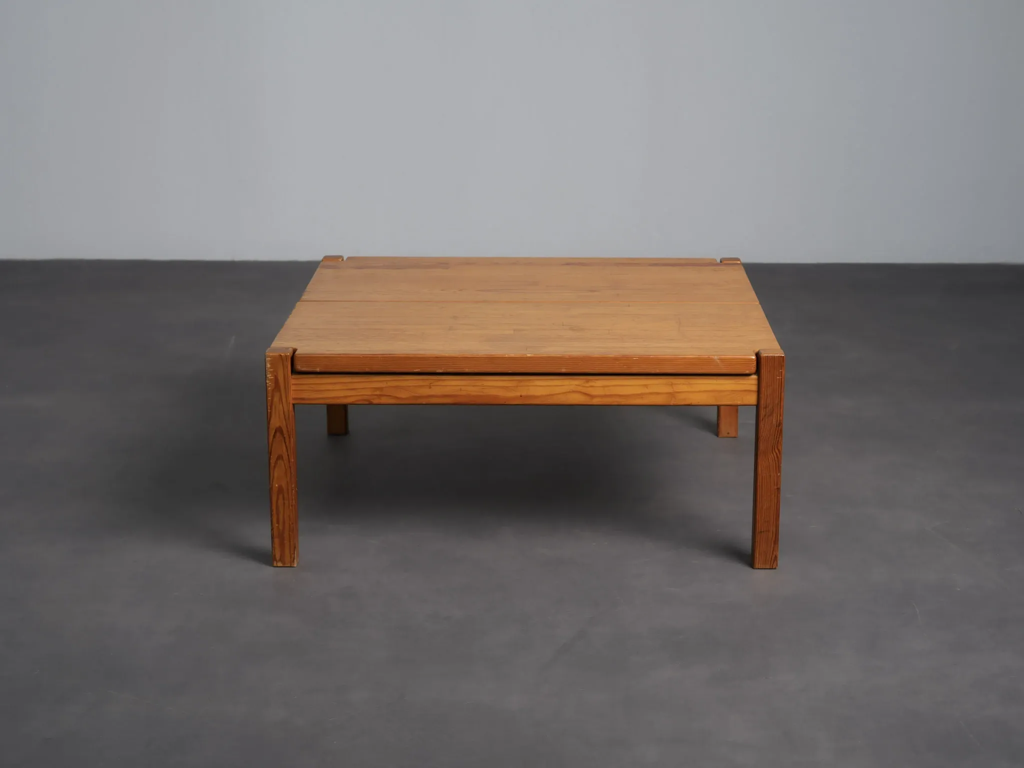“Hongisto” pine coffee table by Ilmari Tapiovaara for Laukaan Puu, Finland, 1960s
