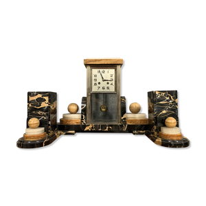 Garniture de cheminée