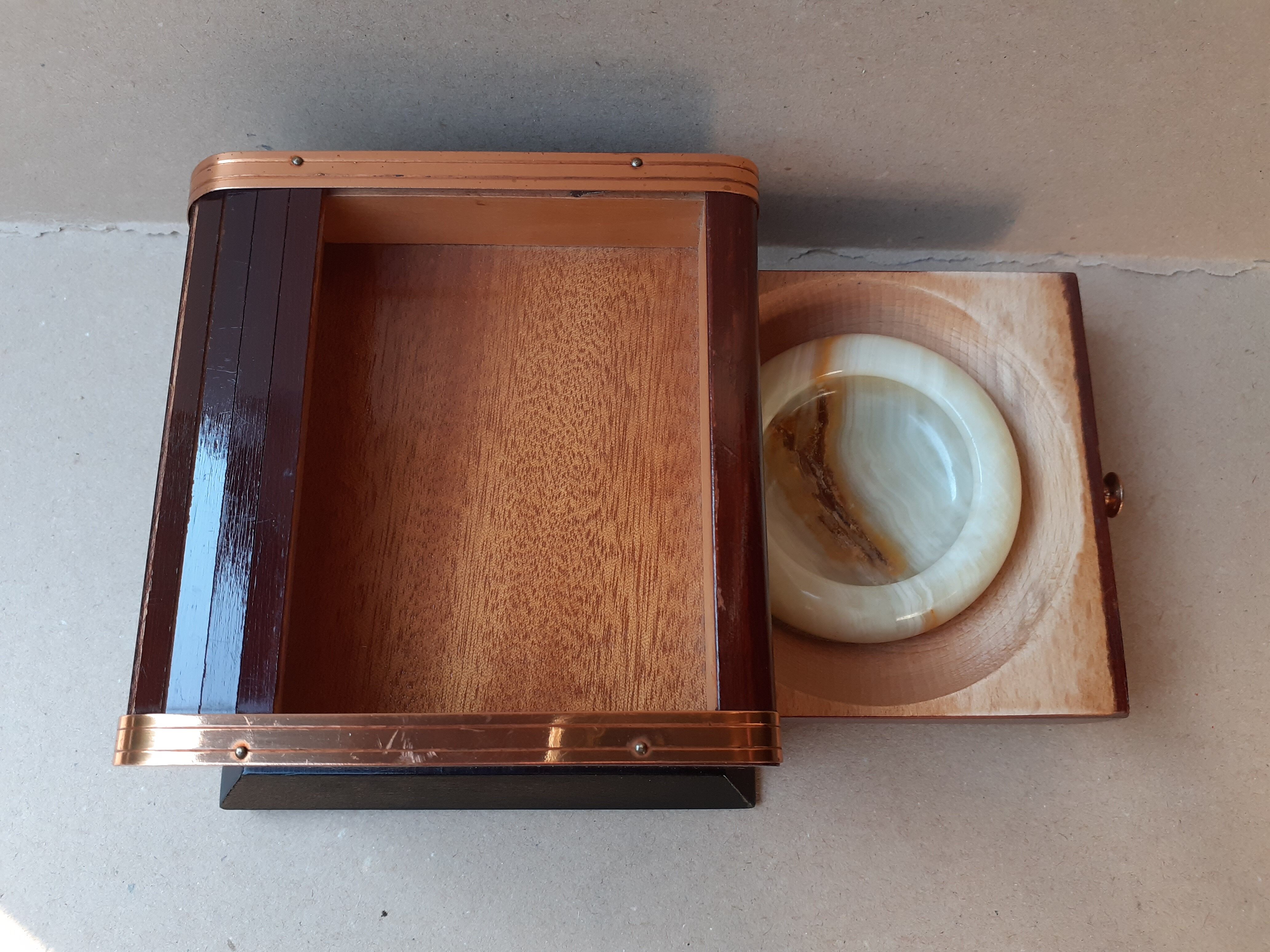 Vintage cigarette dispenser