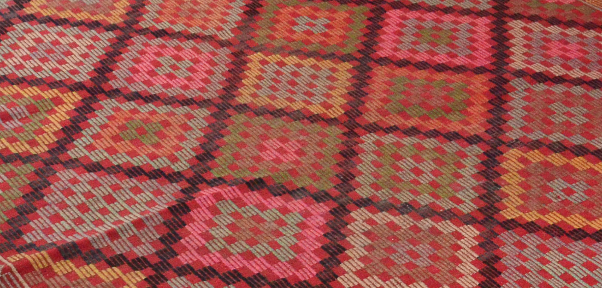 Anatolian handmade kilim rug 200 cm x 136 cm