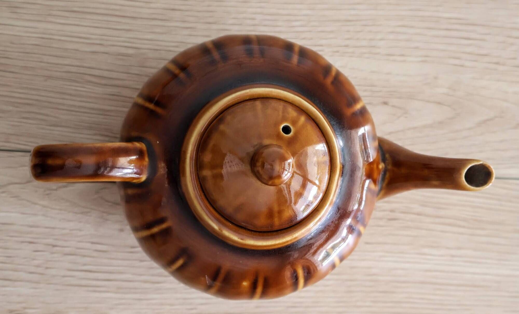 Théière chinoise style citrouille à panneaux marron vintage