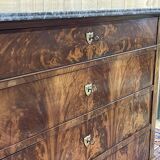 19th century Restoration chest of drawers in mahogany and marble top