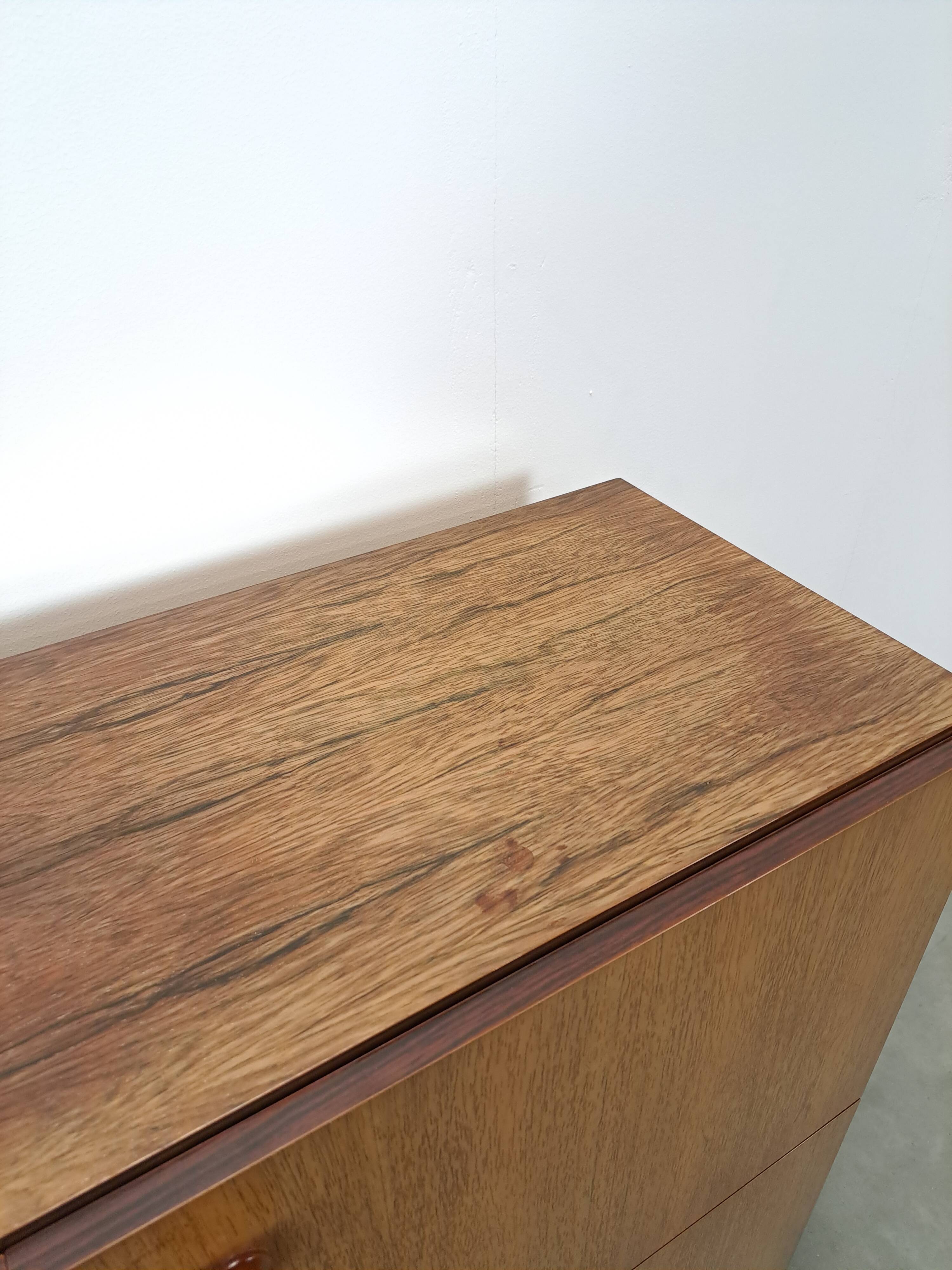 Palissander fineer Palette Möbel kast met 4 vakken en ronde grepen