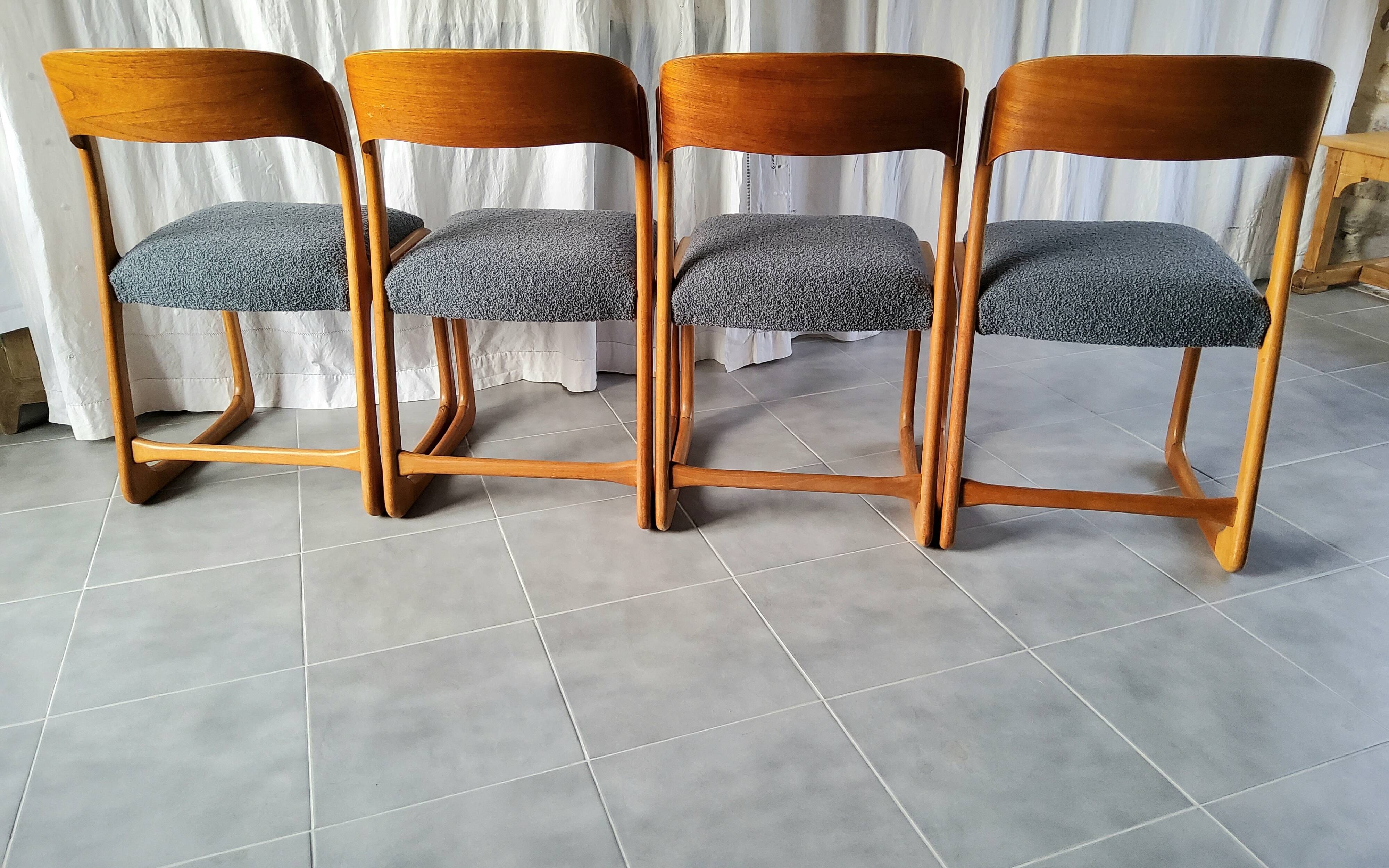 Ensemble de 4 chaises traîneau Baumann