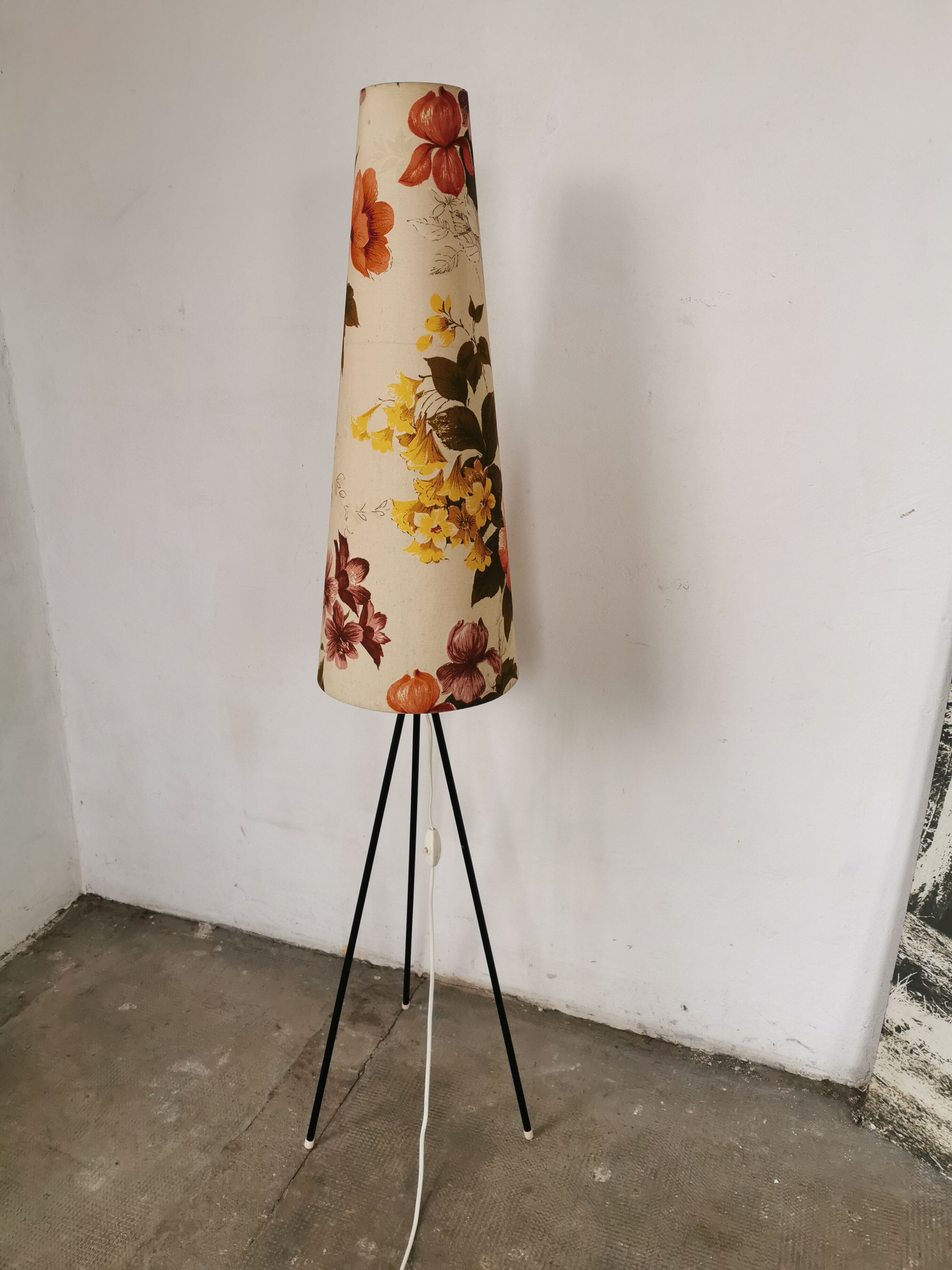 Vintage tripod floor lamp