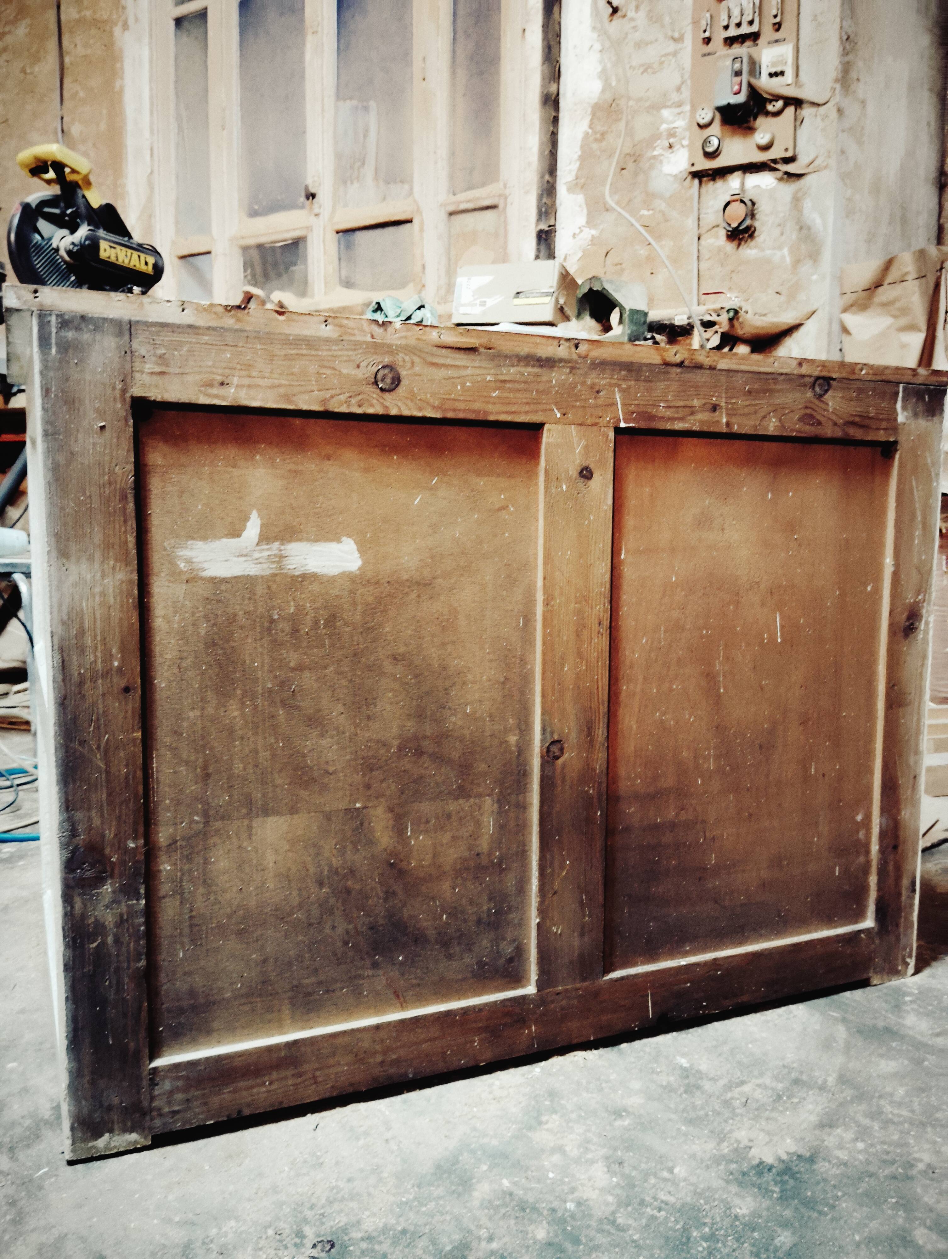 Mado/Parisian buffet