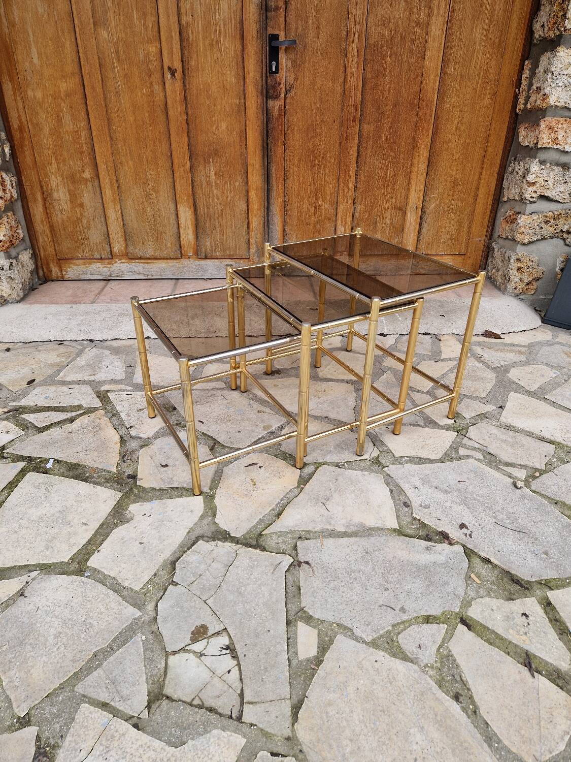 Vintage nesting coffee table