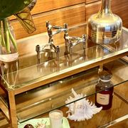 Titre  Desserte Hollywood Regency chrome & verre – années 70