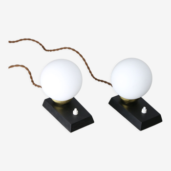 Lampes de chevet mid-century en laiton & opalin