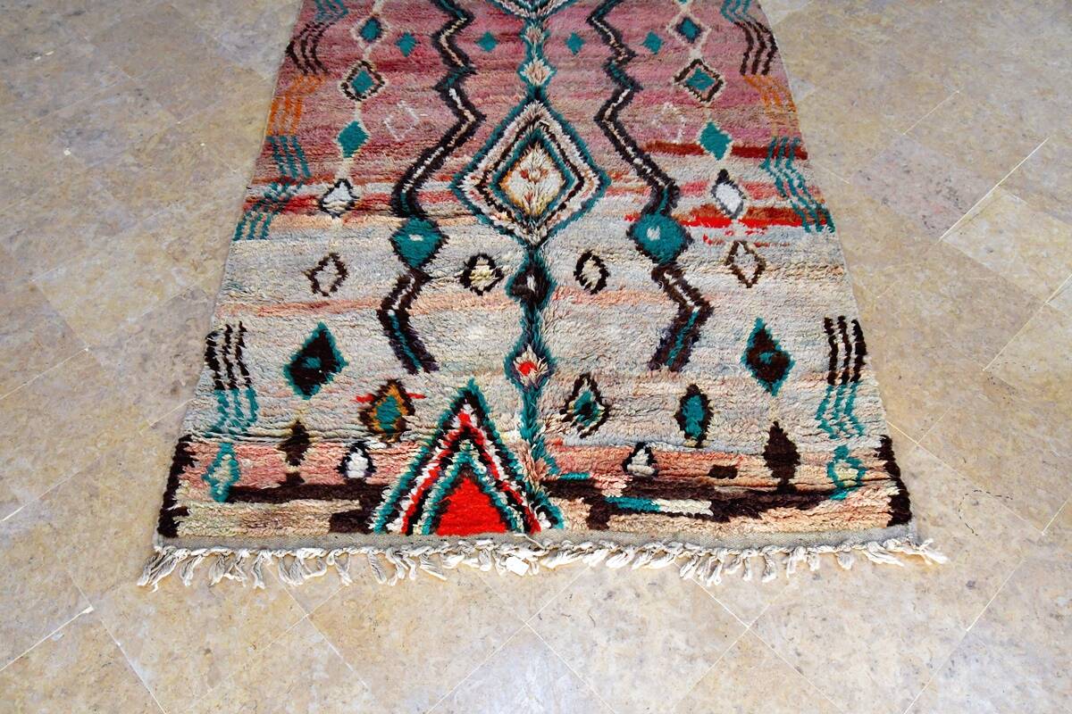 Boujaad Moroccan Berber rug 261 x 155 cm