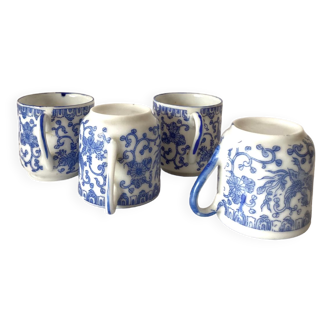 4 mini Japanese fine porcelain cups - 70s