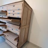 Meuble de métier : meuble de boulanger