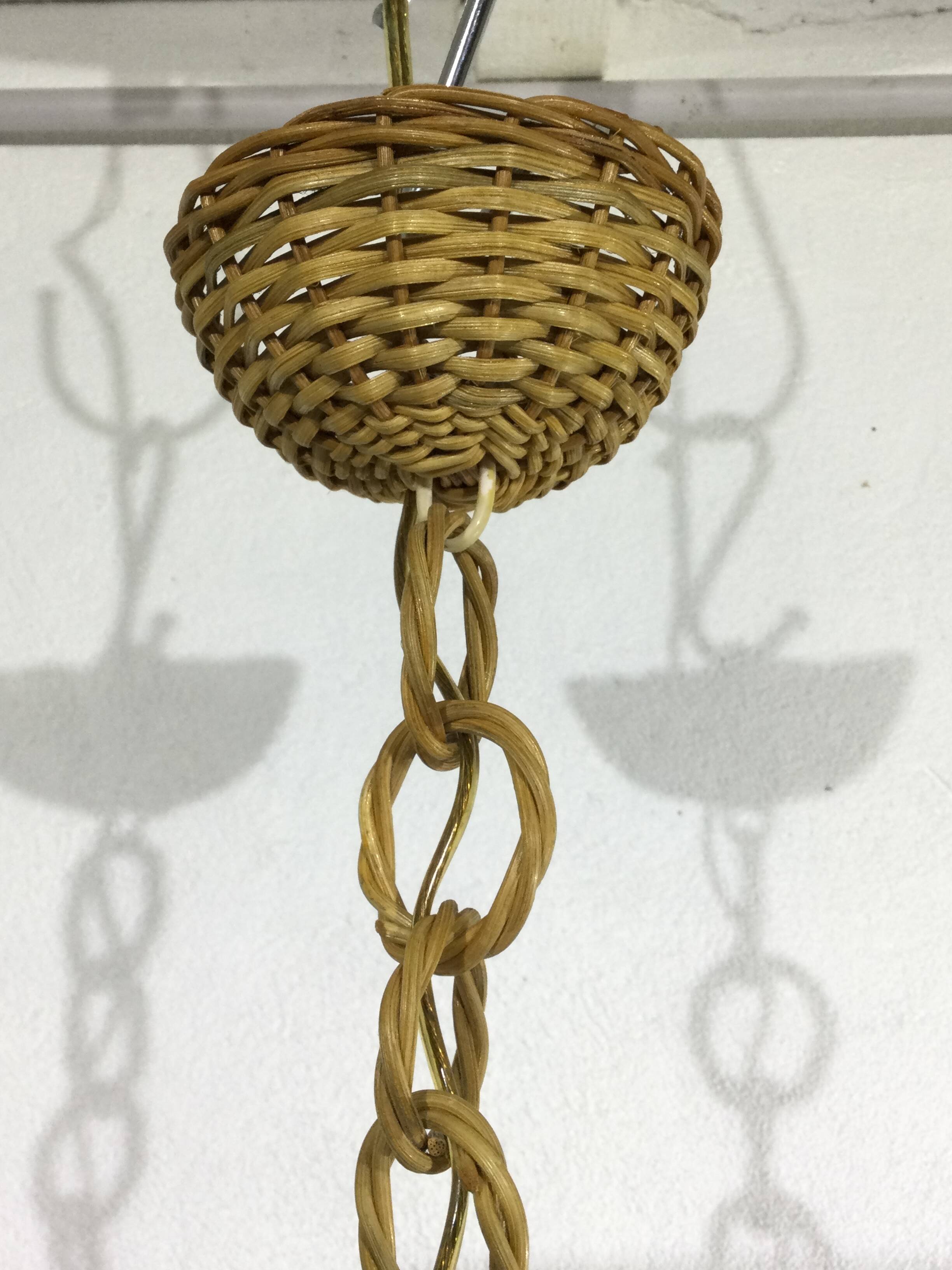 Rattan suspension