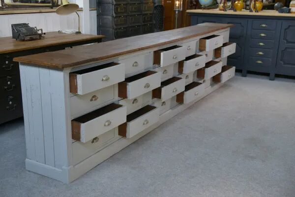 Grand meuble de métier gris 24 tiroirs 1950’s