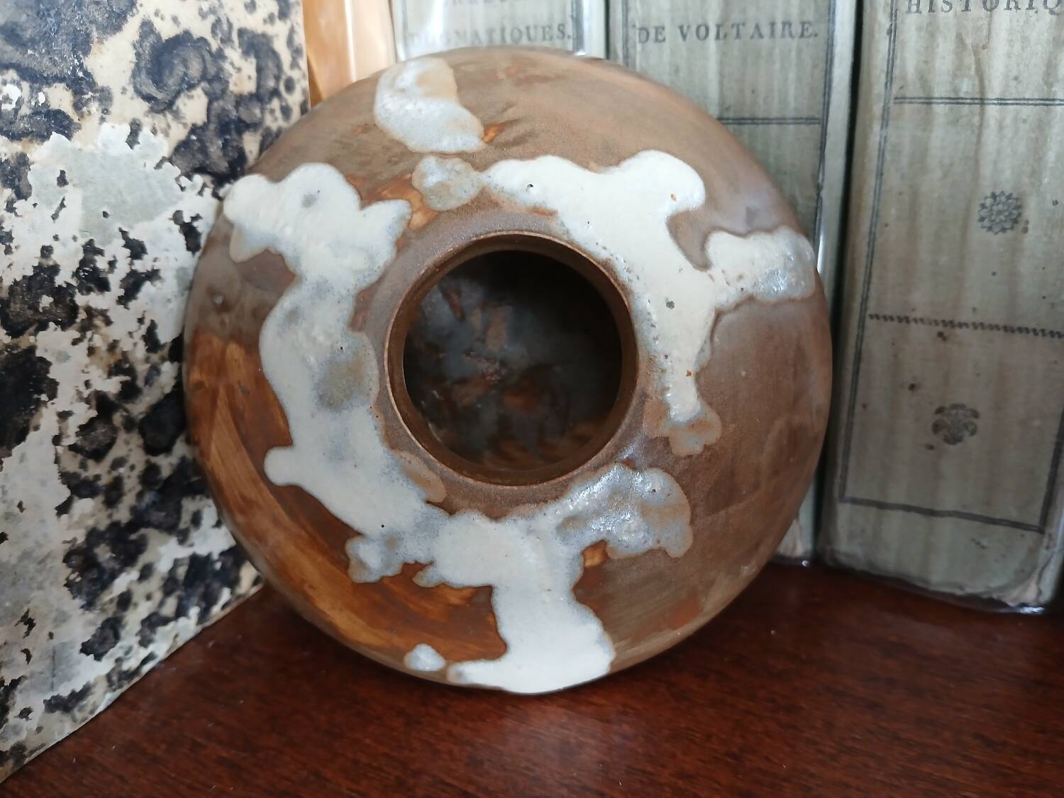 Small stoneware from the Sèvres School, 1912