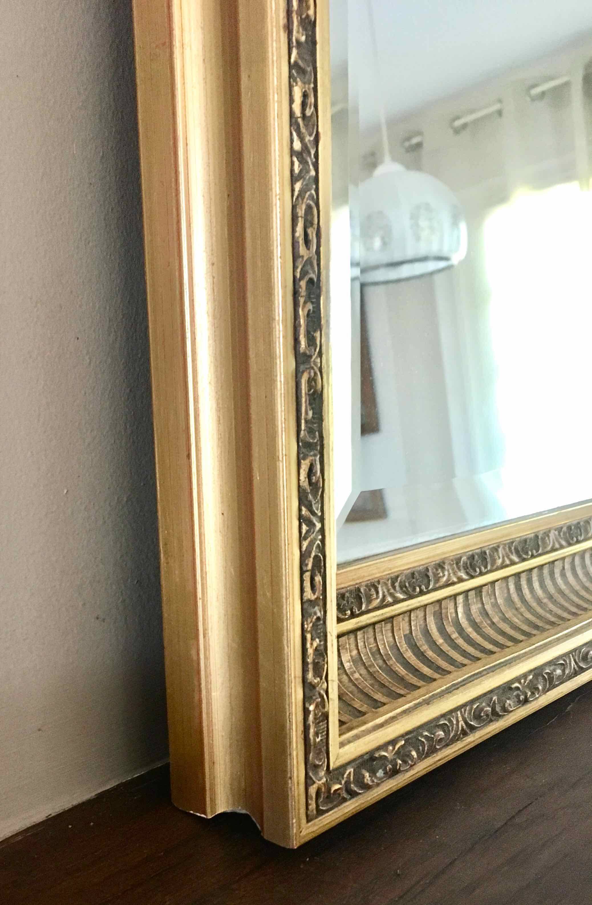 Beveled mirror 81x61cm